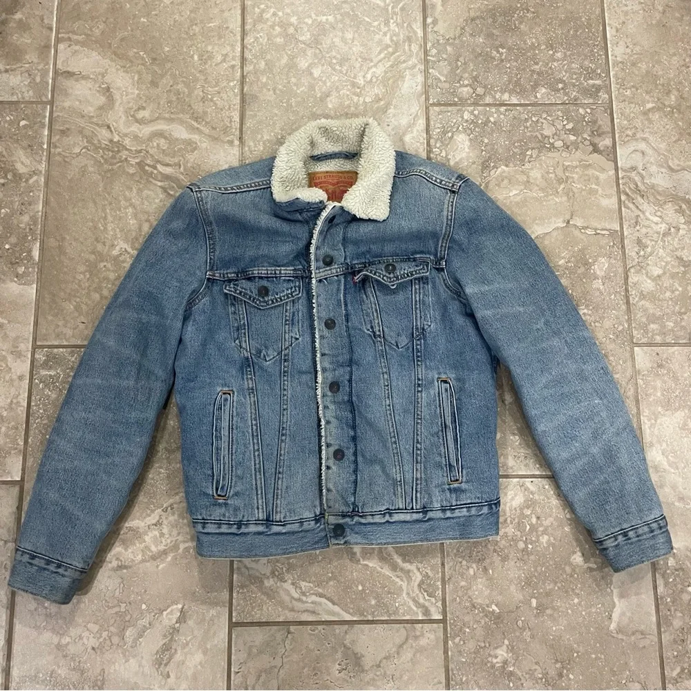 Levi’s Men’s Sherpa Trucker Denim Jacket sz‎ Small